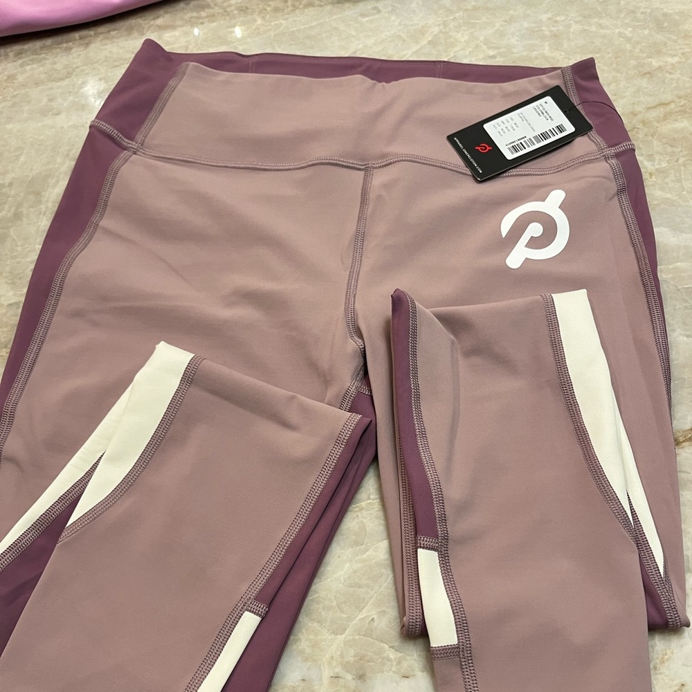 Peloton leggings. New with tags M